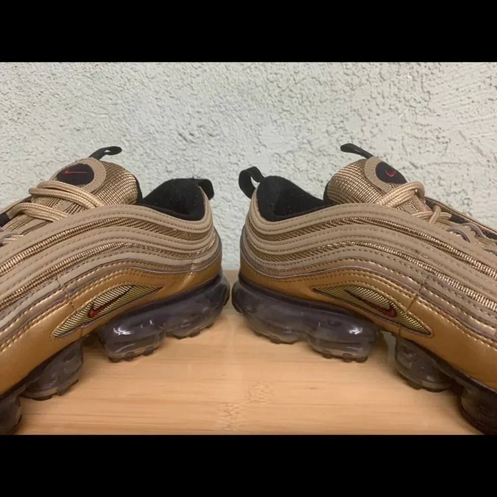 Size 10.5‎ - Nike Air VaporMax 97 Metallic Gold 2018